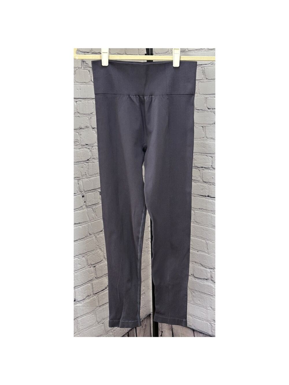 Women’s Gray High Waist Ribbed Ankle Leggings (Size L)